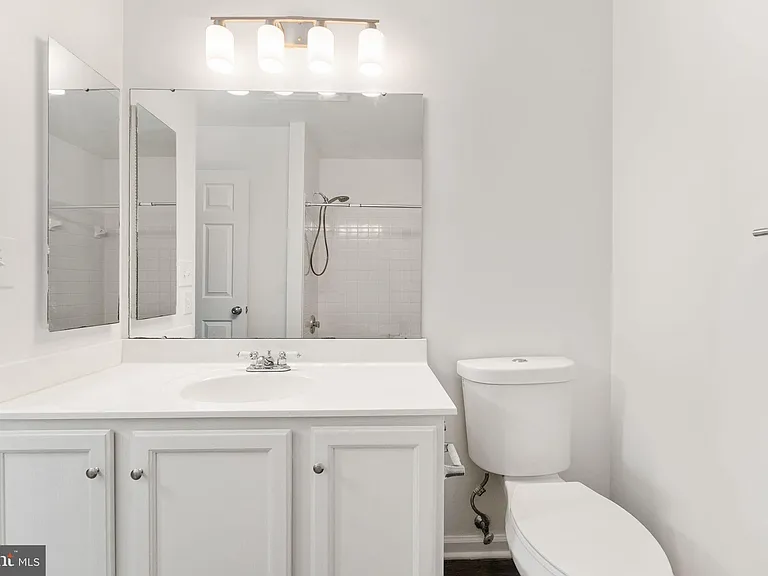 6219 Bella Dr — Photo 29