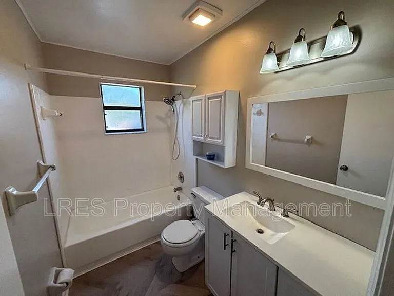 517 Carambola Ave — Photo 20