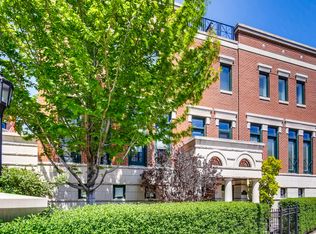 420 W Armitage Ave #A-101, Chicago, IL