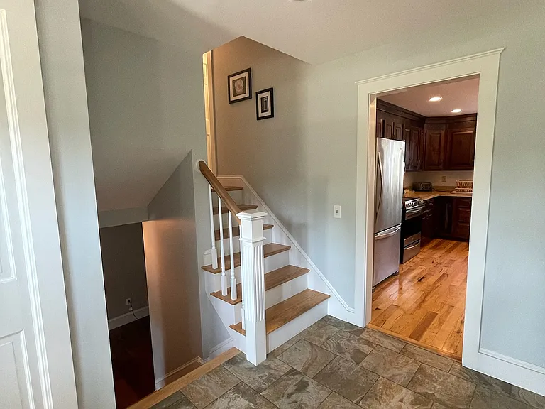 59 Airport Rd — Photo 5