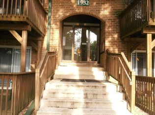 1932 Tall Oaks Dr APT 1B, Aurora, IL 60505