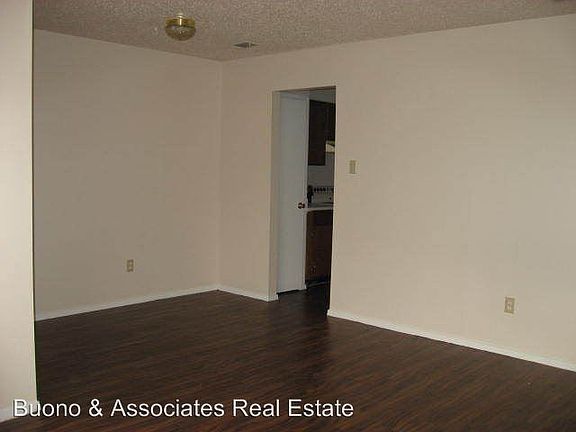 4th image of 301 Craddock Ave APT C