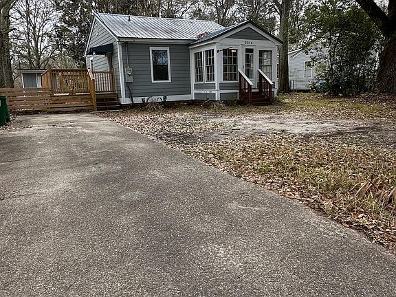 2nd image of 2214 Tyler Ave