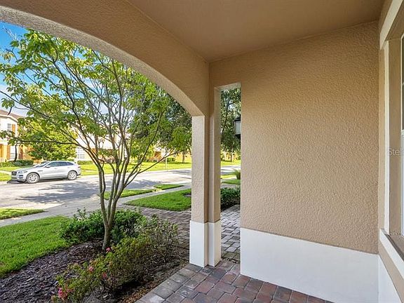 3rd image of 10947 Savannah Landing Cir