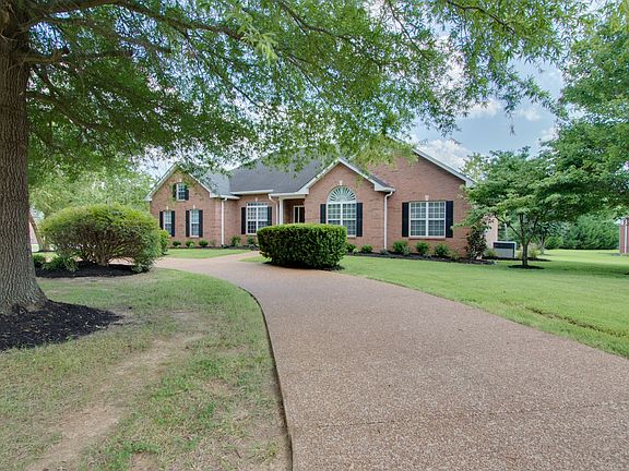 2nd image of 155 Woodlake Dr