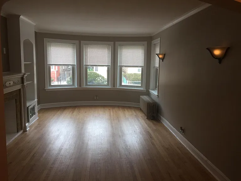9121 S Laflin St #1N — Photo 5