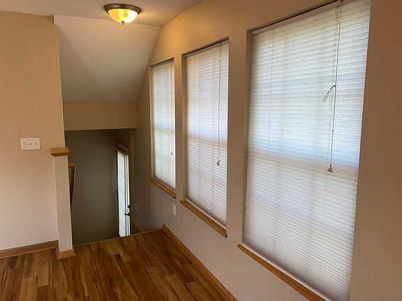 3rd image of 15205 Alpine Dr #15205