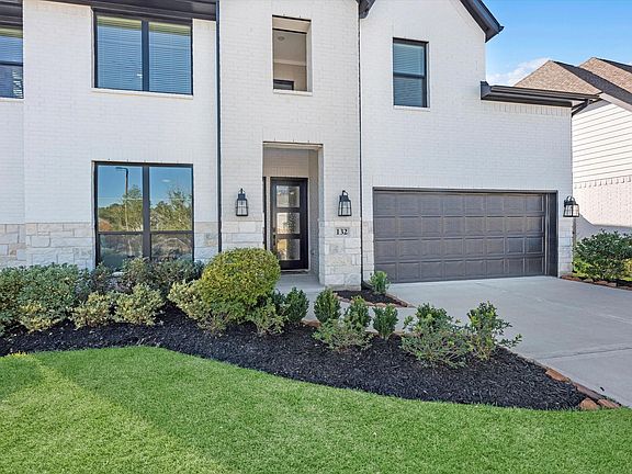 2nd image of 132 Stephens Ridge Ln