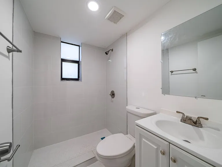 1003 Newly renovated 1/1 in Little Havana, near Brickell & Downtown! — Photo 15