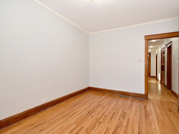 5th image of 1904 N Kostner Ave #1