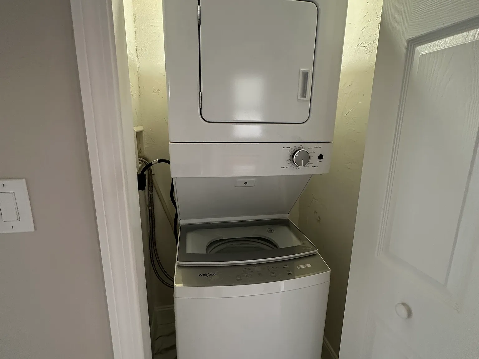 3 bed, 1000 sqft, $2,800 — Photo 4