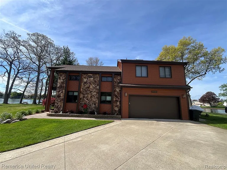4533 Horseshoe Dr — Photo 7