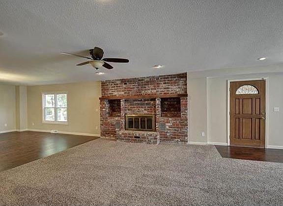 3rd image of 6002 NW Westwood Ln