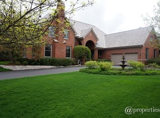 29042 N Cleek Ct, Mundelein, IL 60060