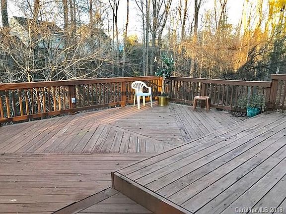 4th image of 8800 Elkins Park Dr