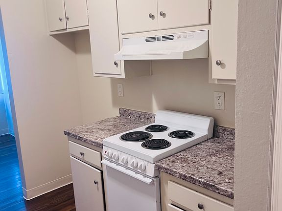 3rd image of 1050 Clark Ave #2