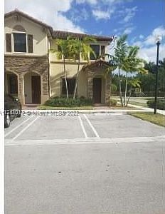 5th image of 3223 SE 4th Ct #3223