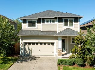 8234 NE 196th St, Kenmore, WA 98028