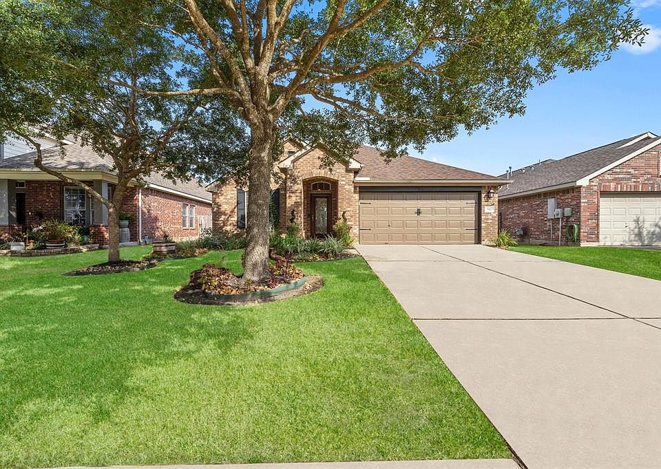 Lovely one story home nestled on a quiet cul de sac.