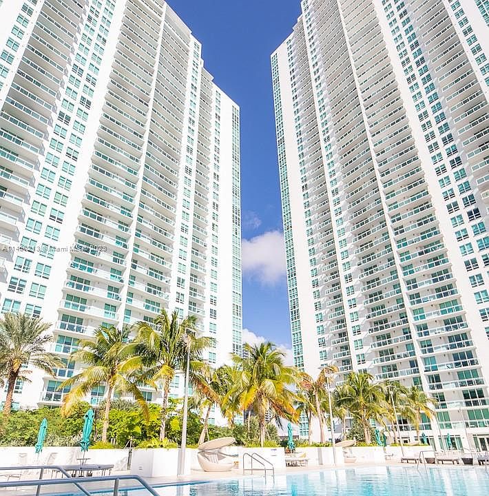 1st image of 951 Brickell Ave APT 1505