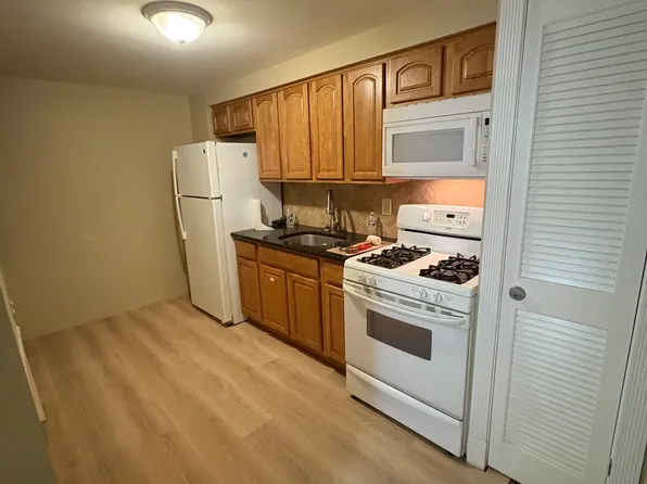 208 E Maple Ave, Wildwood, NJ