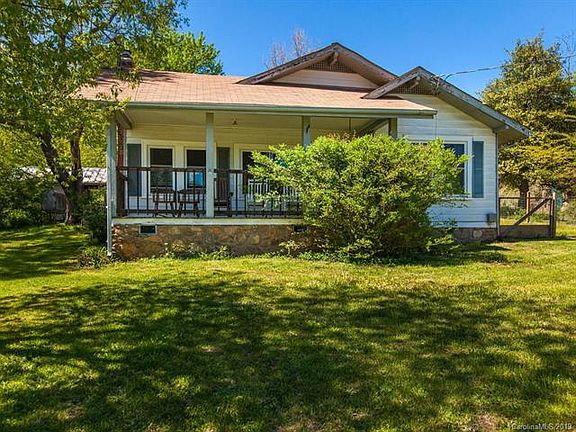 2nd image of 5 Arrington Dr