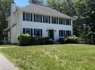 40 Indian Hill Rd, Dracut, MA 01826