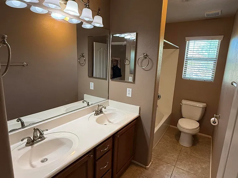 2345 W Skinner Dr — Photo 18