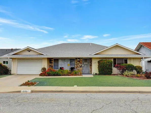 1200 Teakwood Pl, Hemet, CA 92543