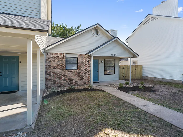 2909 W Slaughter Ln #B — Photo 27