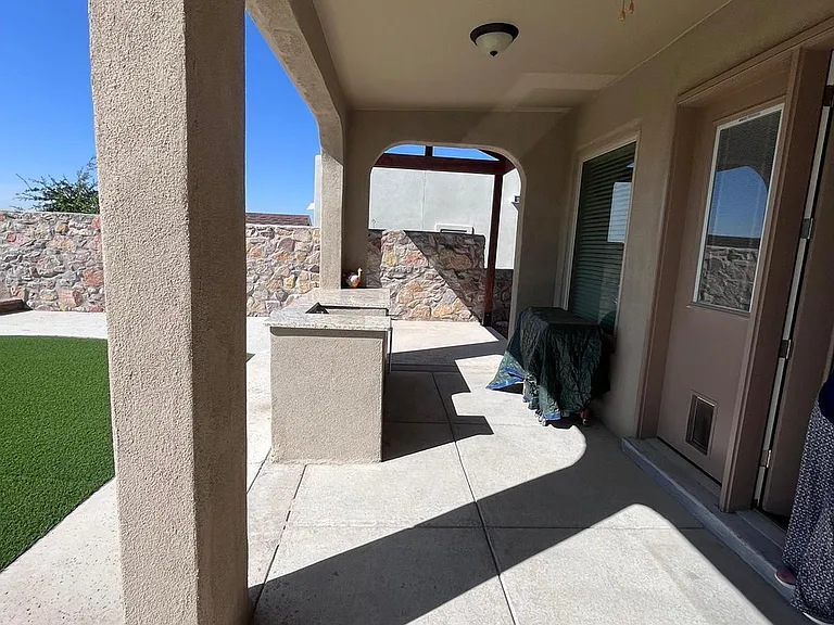 7442 Wooden Nickel Dr — Photo 48