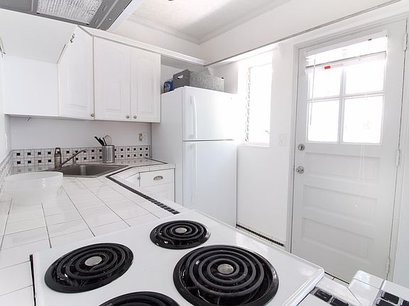 4th image of 3015 Seville St APT 2