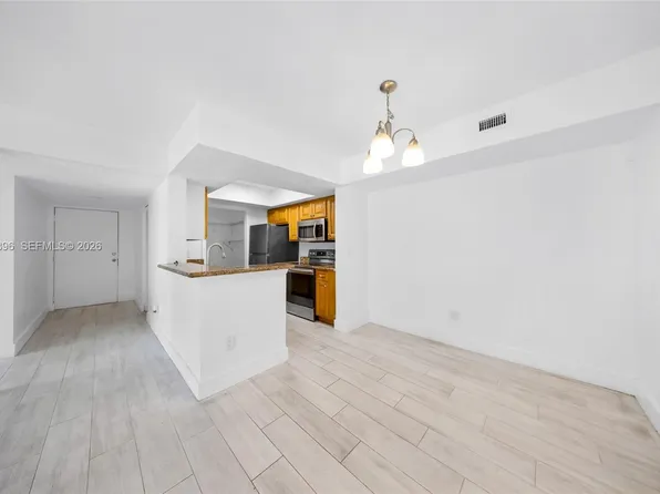 5760 Rock Island Rd APT 321, Fort Lauderdale, FL 33319