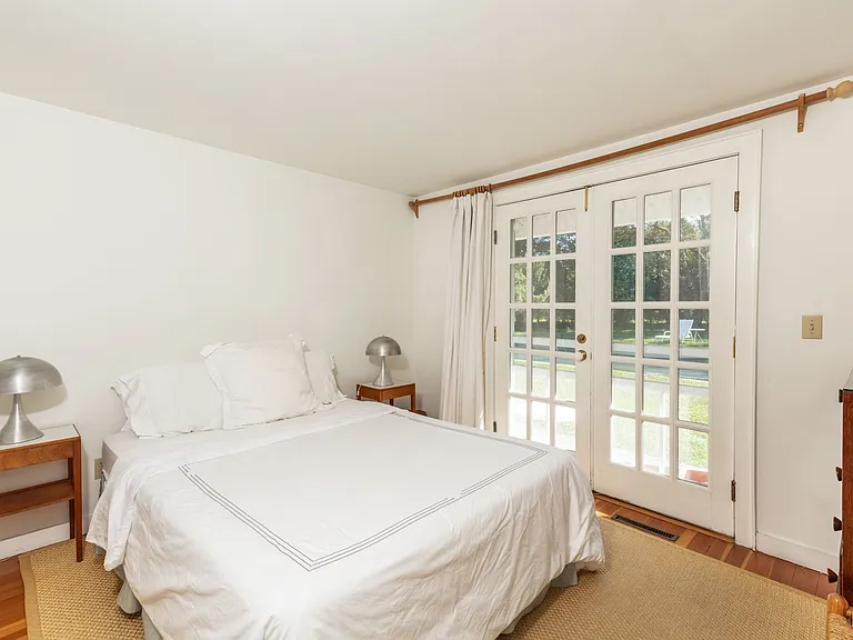143 Millstone Rd — Photo 9