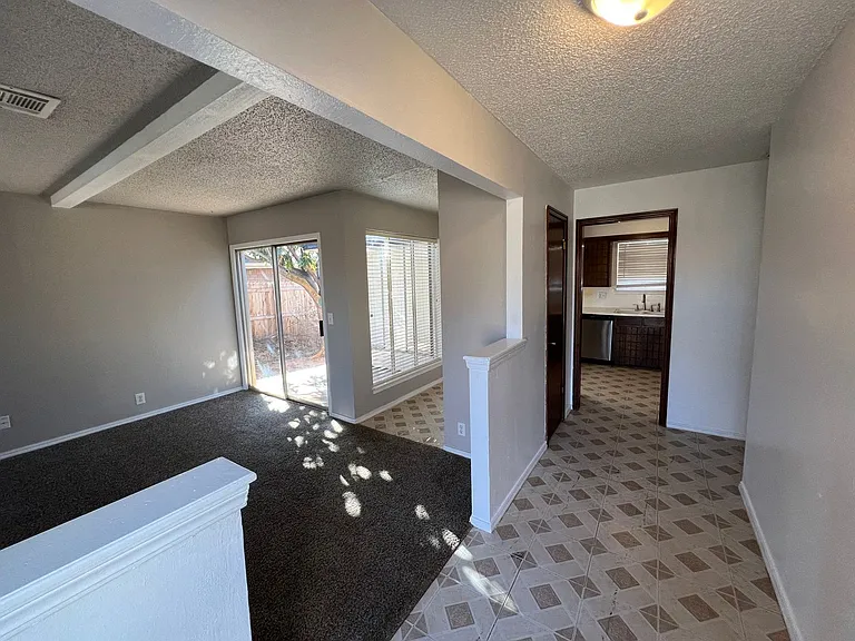 1017 S Neptune Rd — Photo 6