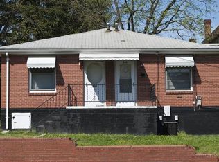 900 W Friendly Ave, Greensboro, NC 27401