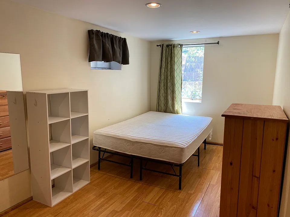 64 Elmwood Ave #1