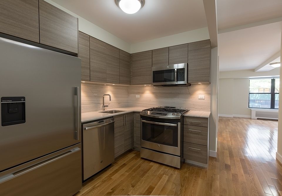 1st image of 400 E 57th St #2BE