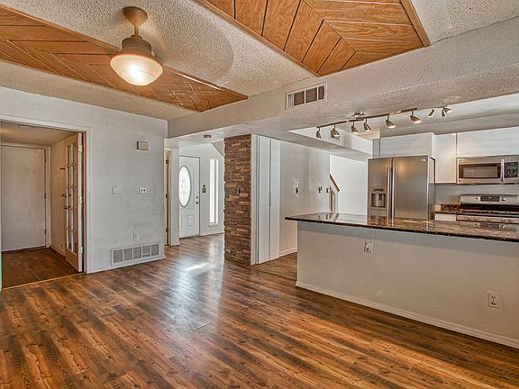 5th image of 1309 Tierra Roja St