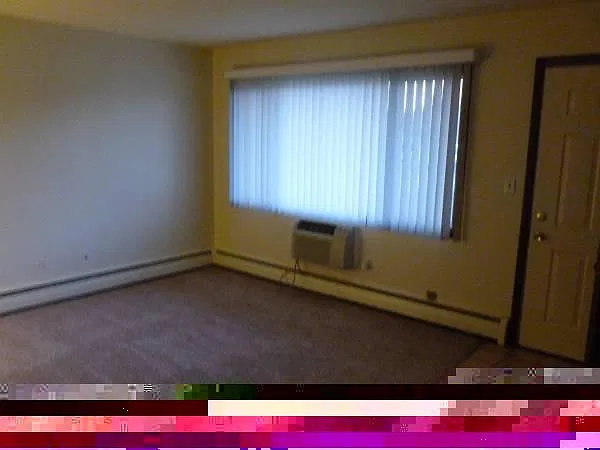 2211 Yeoman St — Photo 2