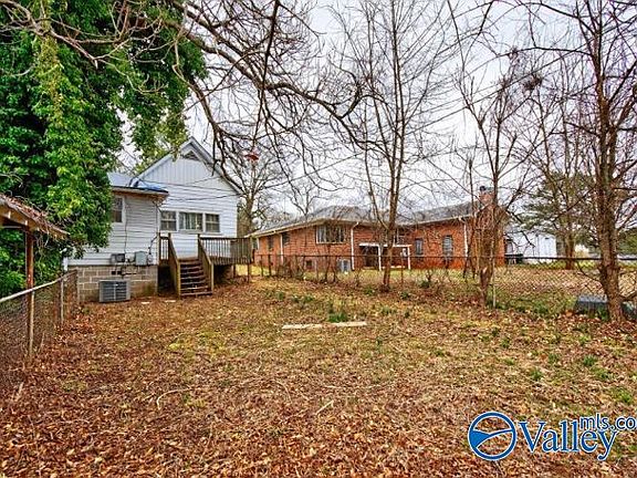 4th image of 4624 Court R