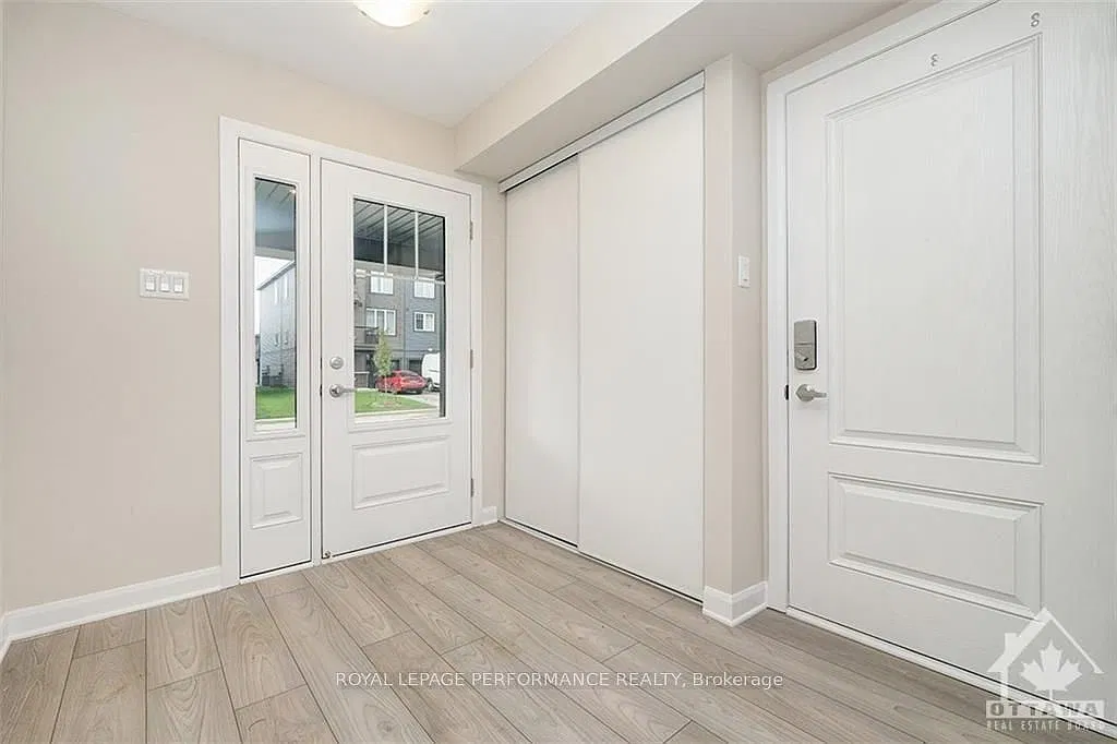 2 bed, $2,350 — Photo 2