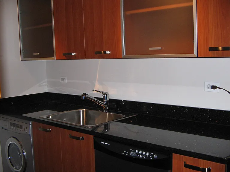 5400 S Harper Ave — Photo 9