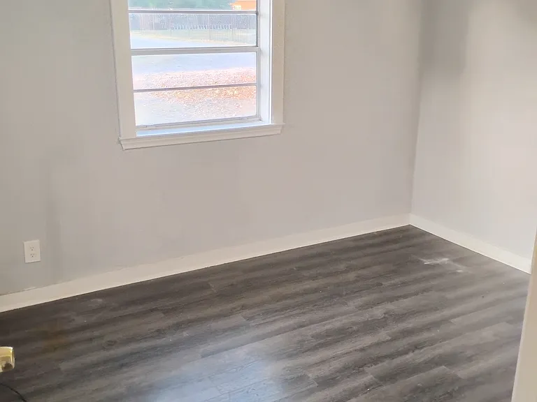 6807 Pine Ln — Photo 18