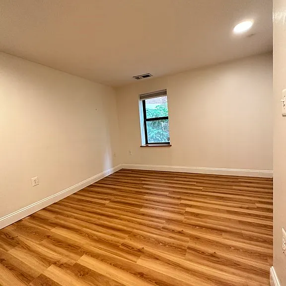 108 Gainsborough St #4W — Photo 3