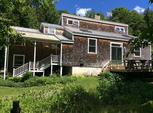 196 Edwins Pond Rd, Rochester, VT 05767