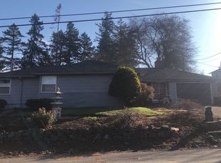 9450 SW Pinehurst Dr, Beaverton, OR 97005