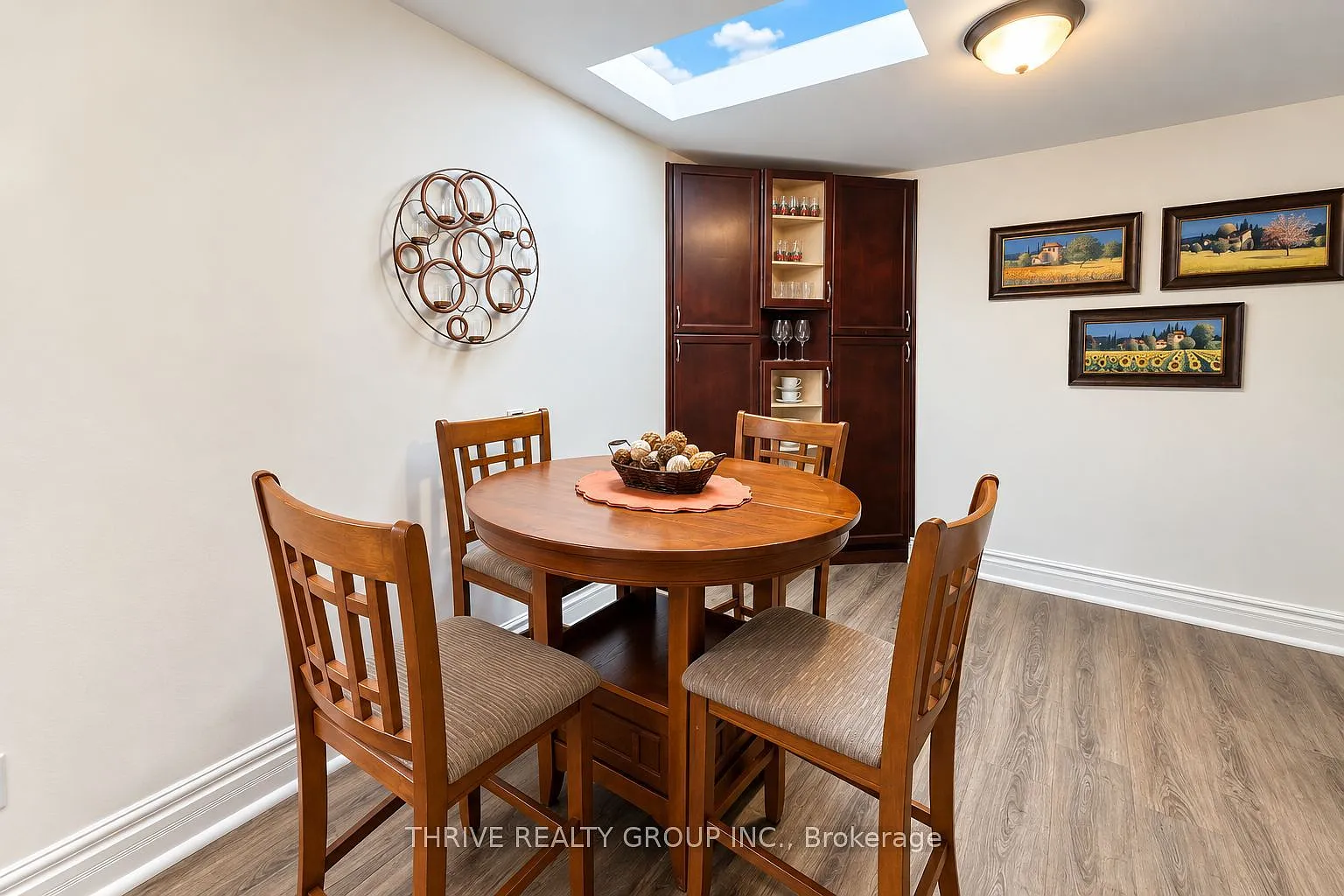 2 bed, $2,000 — Photo 4