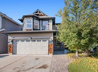 38 S Autumn Gdns SE, Calgary, AB T3M0H7