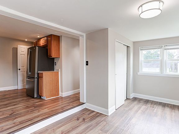 4th image of 240-242 Bosler Ave #242-B